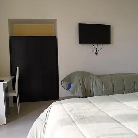 Gianluca 4* Nápoles