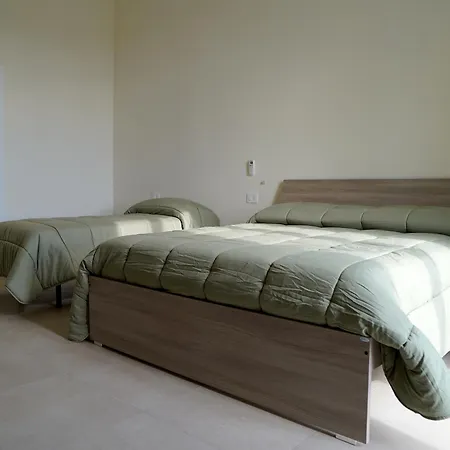 Gianluca Bed and Breakfast 4*